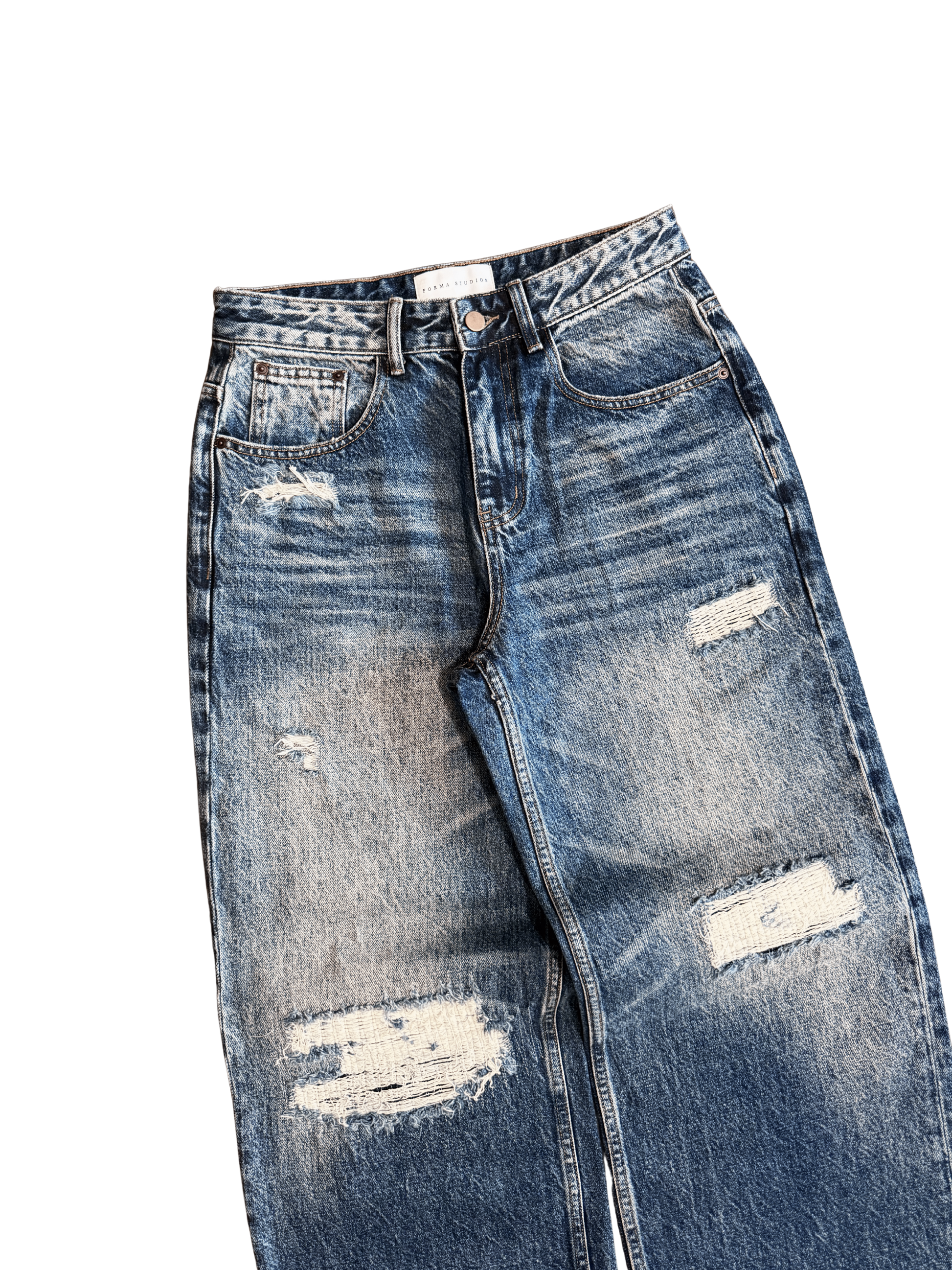 FORMA DISTRESSED DENIM